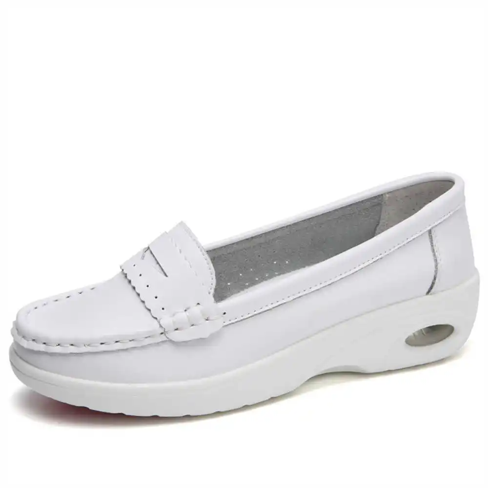 Thick Sole Slipon White Traine - Women'S Fashion From The 50S recension och pris