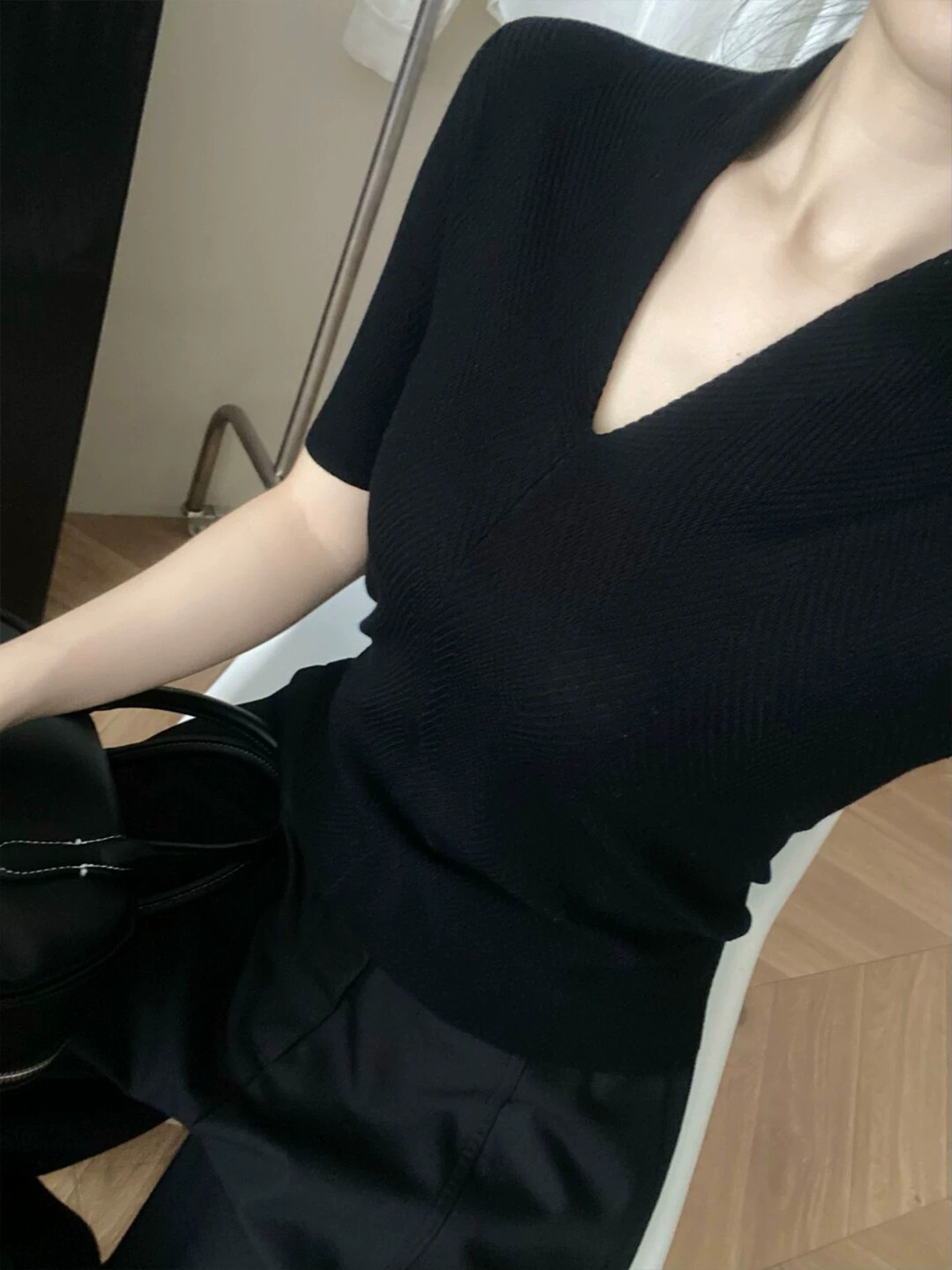Light Luxury High-End White V- - Women Fashion Styles recension och pris