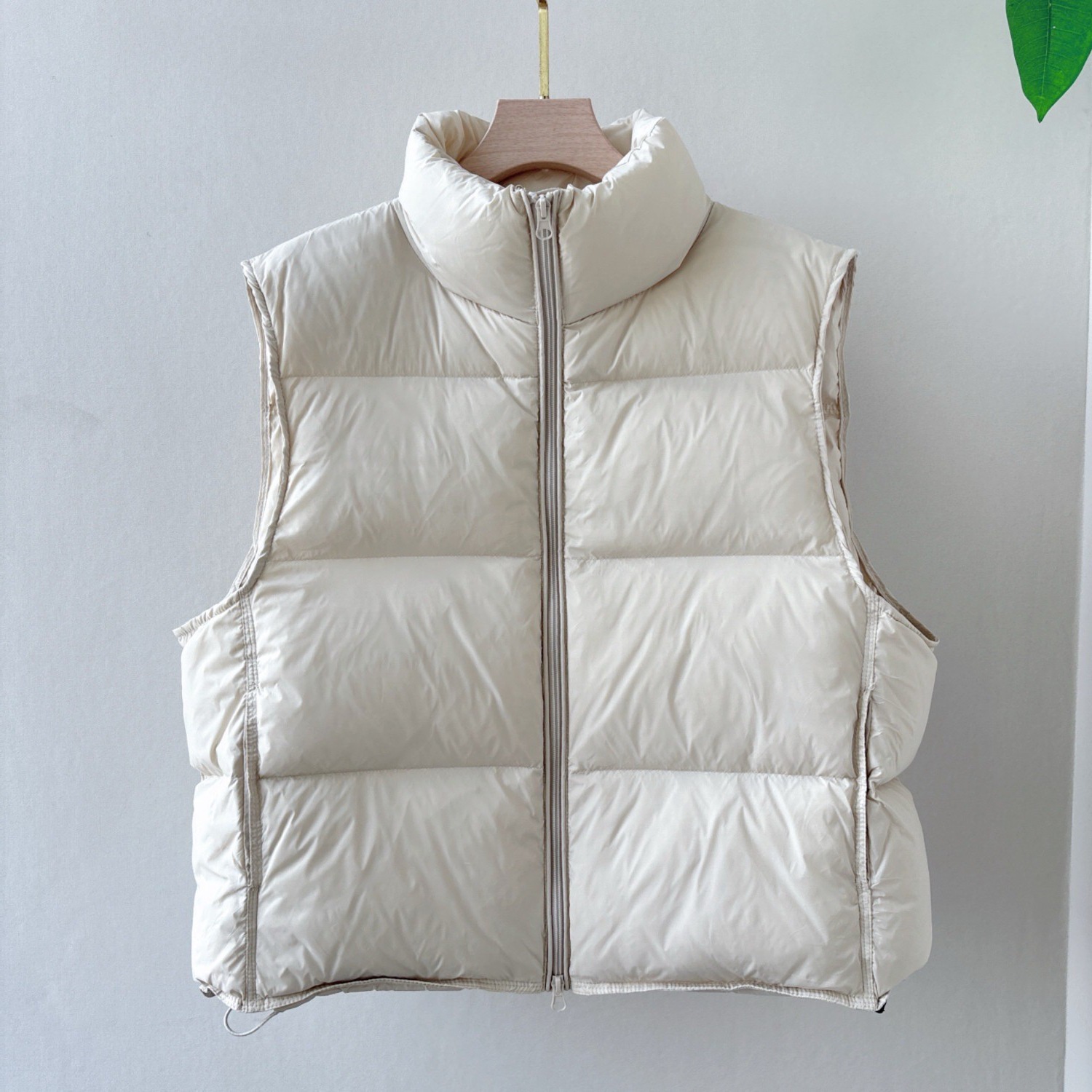 Winter Short Down Sleeveless V - Women'S Fashion Quilted Jacket recension och pris
