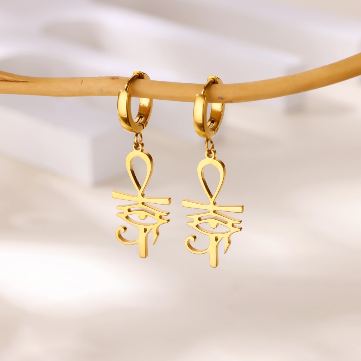 Eye of Horus Egypt Pendant Ear - Women Fashion Egypt recension och pris